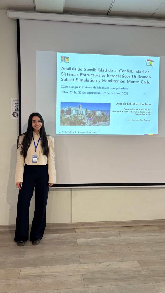 Antonia Schiaffino Pacheco presentando su trabajo en el C2MC2026