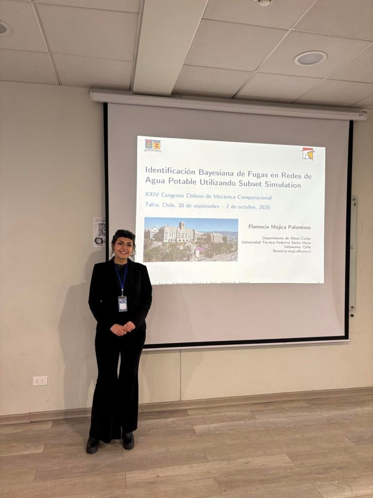 Florencia Mujica Palominos presentando su trabajo en el C2MC2026